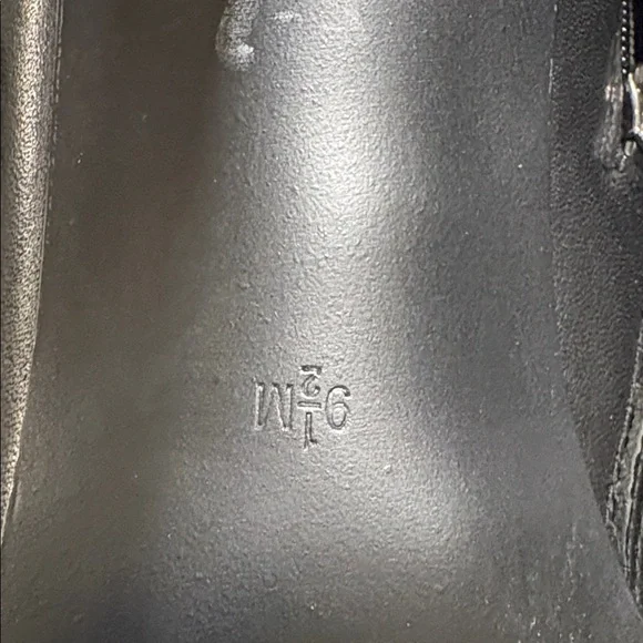 New Without Tag Guess Black Peep-Toe Heeled Boots 91/2 - Picture 6 of 9